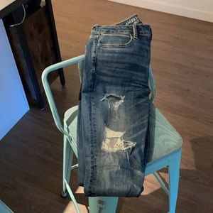 American Eagle Ripped Hi Rise Jegging